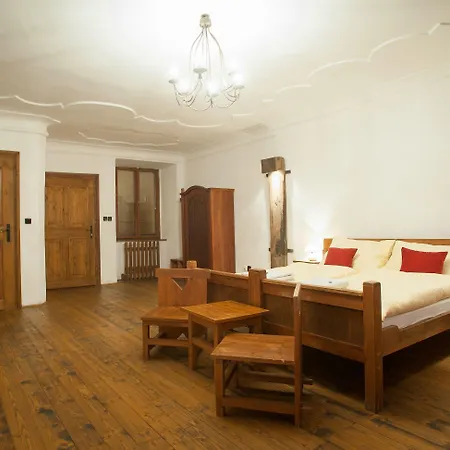 U Malého Vitka Hotel