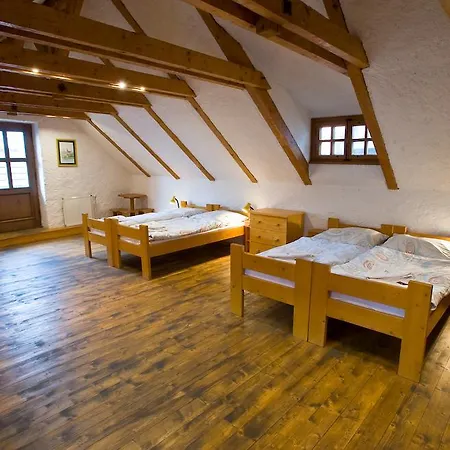 Hotel U Malého Vitka 3*